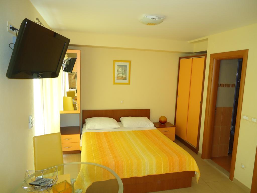Villa Grgo Apartments Tučepi Camera foto
